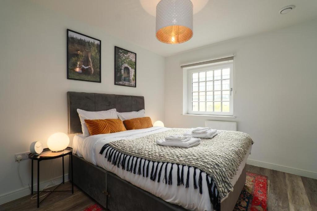 City Centre Luxury Apartment - Free Parking & Balcony Cardiff Eksteriør billede